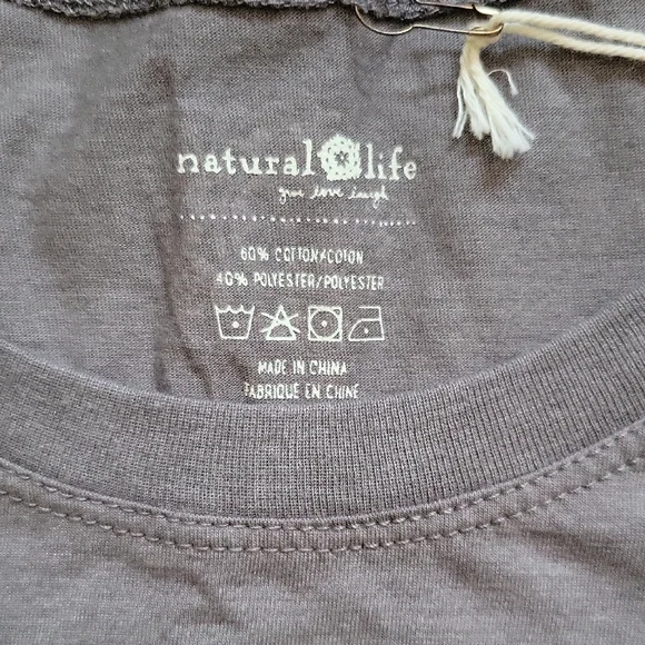 NATURAL LIFE Graphic Tee "Free Spirit Wild Heart" Design Boho Chic - Picture 9 of 9